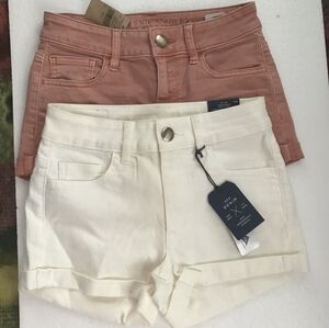 American Eagle shorts Nwt 2 Pair White High Rise, Salmon Super Stretch Size 0